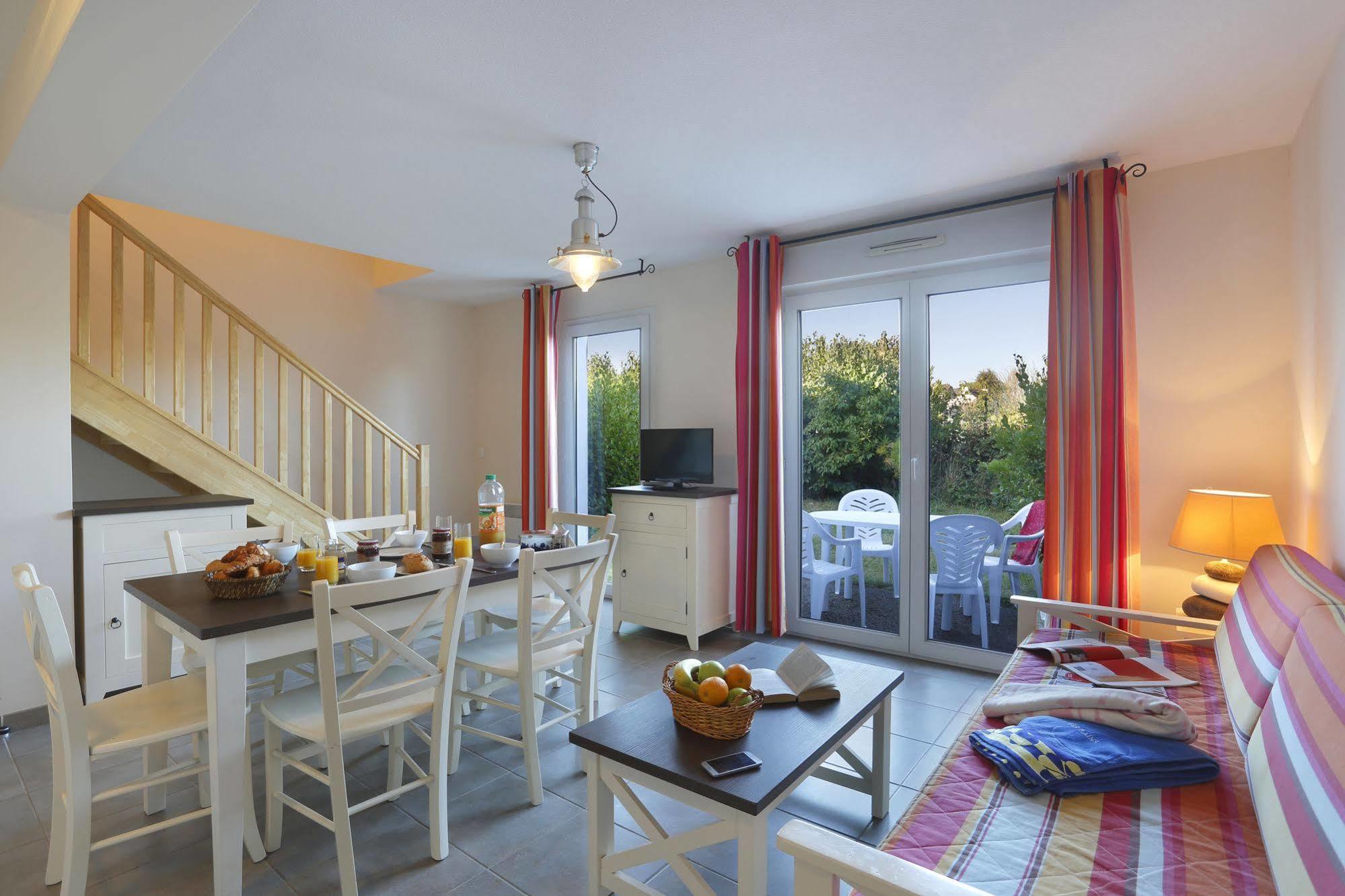 Saint-Pol-de-Léon Residence Nemea Les Roches מראה חיצוני תמונה
